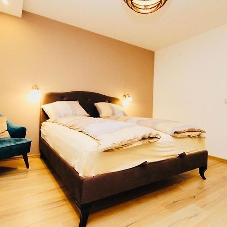 Apartman Centar Sa Sigurnim Parkingom SJJ Exteriör bild