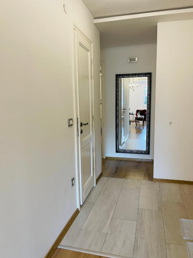 Apartman Centar Sa Sigurnim Parkingom SJJ Exteriör bild